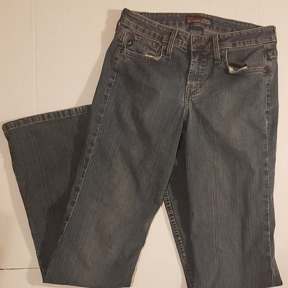 EUC - Aeropostale Mid-Rise Bootcut Jeans